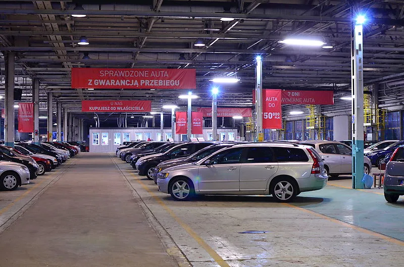 Outlet samochodowy Żerań, zdjęcie 2